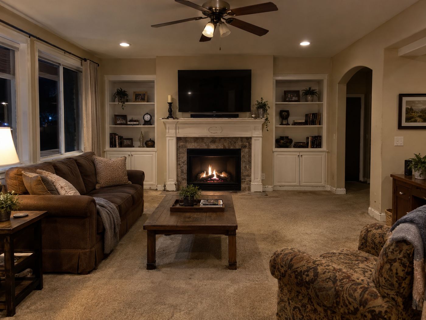 Living room before remodel